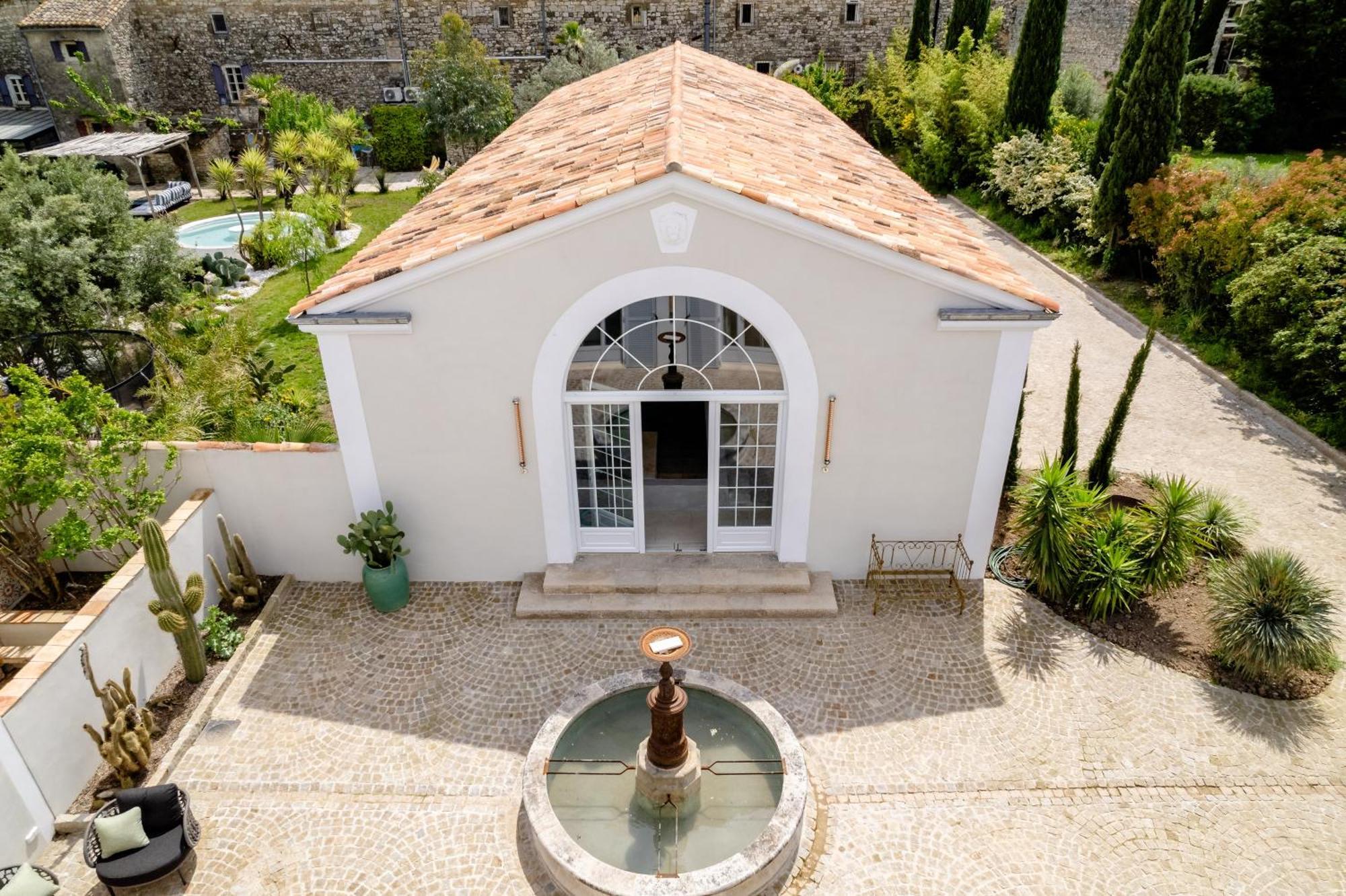 Secret D'Uzes - Le Loft - Avec Piscine Chauffee Lejlighedshotel Eksteriør billede