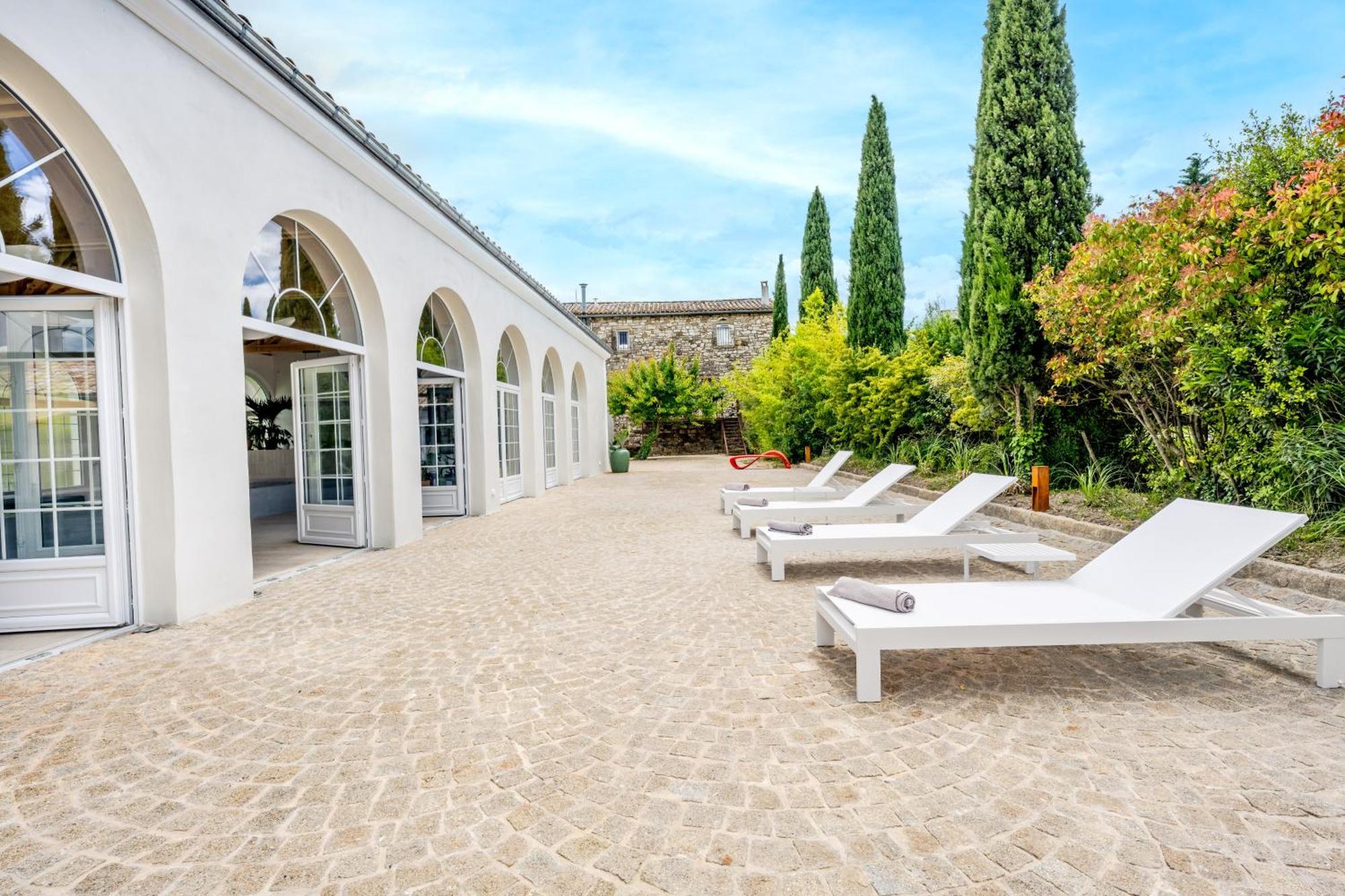 Secret D'Uzes - Le Loft - Avec Piscine Chauffee Lejlighedshotel Eksteriør billede